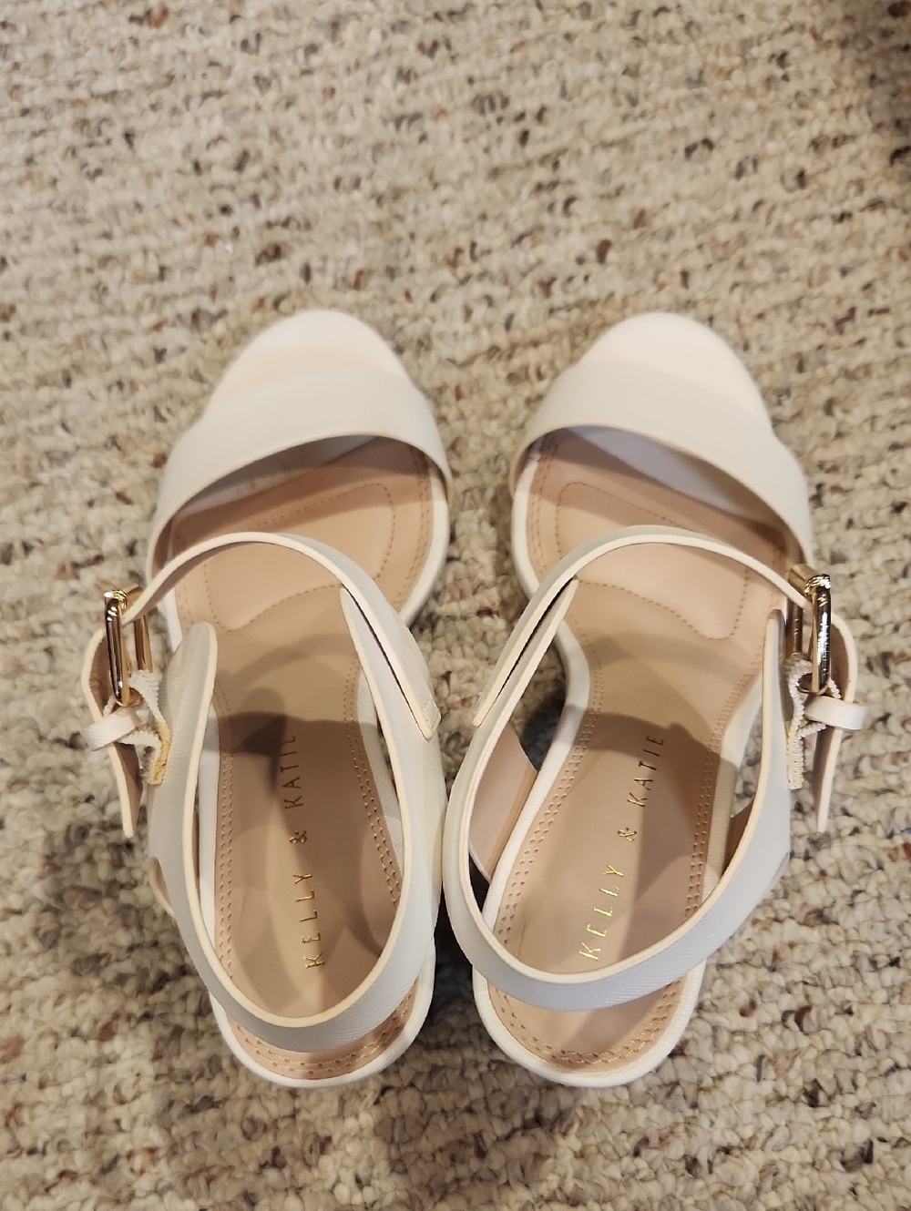 Kelly & Katie Cream Slingback Sandals with Gold Buckles Sz.8
